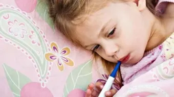 العلاج الطبي لانخفاض درجة حرارة الجسم