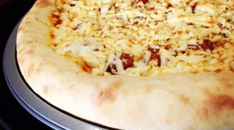 طريقة ومكونات عجينة البيتزا