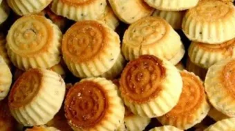 طريقة ومكونات كعك العيد المصري