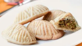 طريقة المعمول بالمكسرات