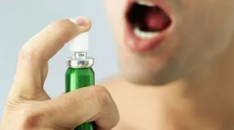 طرق إزالة رائحة الثوم من الفم