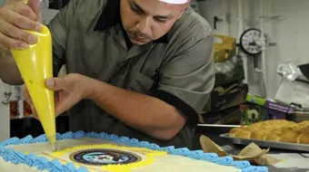 طرق تزيين التورتة