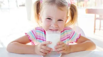 فوائد الحليب للأطفال