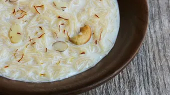 طريقة الشعيرية بالحليب