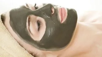 طين البحر الميت المعدني للوجه