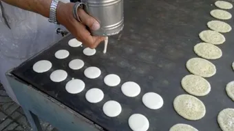 طريقة عمل عجينة القطايف في المنزل