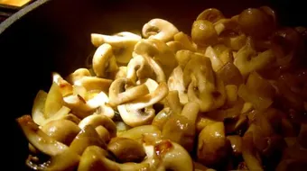 طرق طبخ عيش الغراب