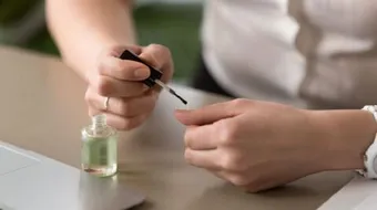 علاج تقصف الأظافر