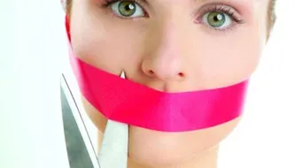 إزالة رائحة الفم الكريهة طبيعياً