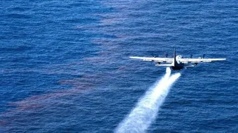 طرق معالجة تسرب النفط