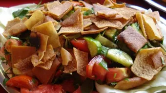 أطباق بوفيه مفتوح