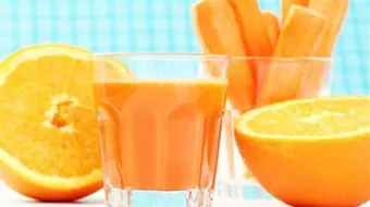 عصير البرتقال والجزر