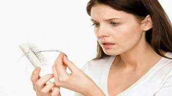 تساقط الشعر ما بعد الولادة