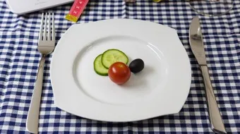 أسباب زيادة الوزن مع قلة الأكل