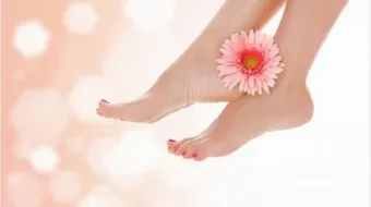 وصفات للتخلص من رائحة القدمين