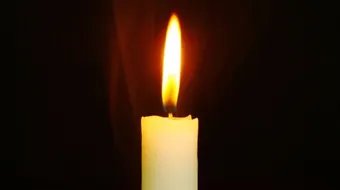 إعادة تدوير الشموع