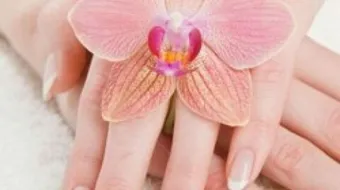 إزالة سواد مفاصل الأصابع