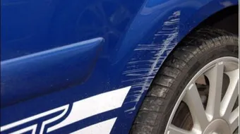 إزالة الخدوش من السيارة