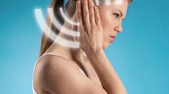 طنين الأذن اليمنى وأسبابه