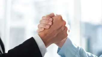 حكم عن قوة الشخصية