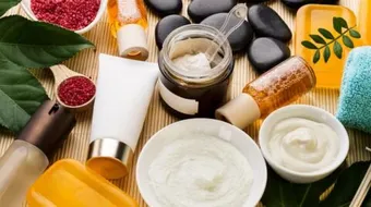 حكم استخدام منتجات البحر الميت