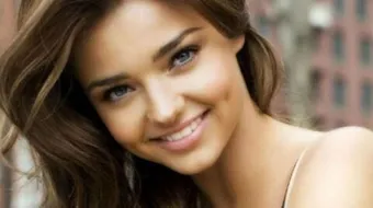 علامات الجمال عند النساء