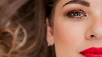 طريقة مكياج للعيون الصغيرة