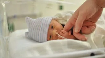 صغر حجم الجنين في الشهر التاسع