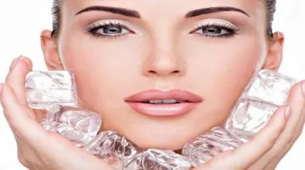 فوائد الثلج للوجه