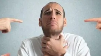 خشونة الصوت