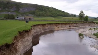 مراحل التعرية النهرية