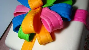 طريقة تلوين عجينة السكر