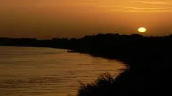 شروق الشمس من مغربها