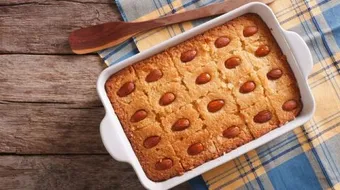 حلى بسبوسة بالقشطة