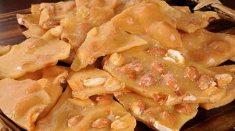 حلى بالفول السوداني