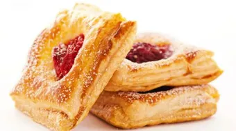 حلويات بعجينة البف باستري