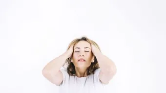 أعراض التهاب العصب البصري وعلاجه