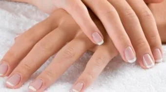 الاعتناء باليدين