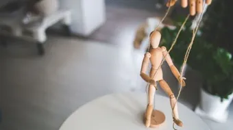 كلام عن الخداع