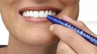 أضرار قلم تبييض الأسنان