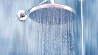 فوائد الاستحمام بماء بارد