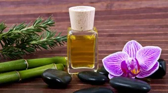 فوائد زيت الكافور