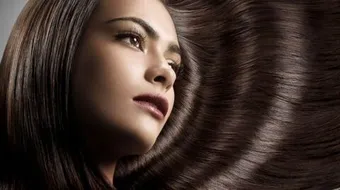 فوائد زيت الخروع للشعر الجاف والخشن