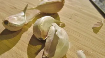 فوائد الثوم الذكر للشعر