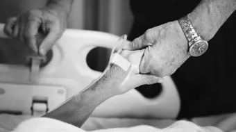 أفضل صدقة عن المريض