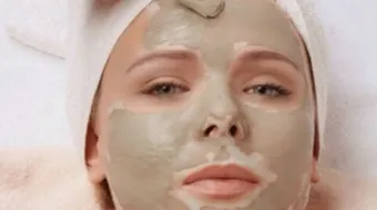 أفضل قناع للبشرة الدهنية