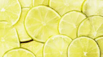 أفضل علاج لقشرة الشعر