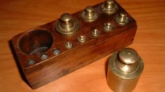 الفرق بين الكتلة والوزن