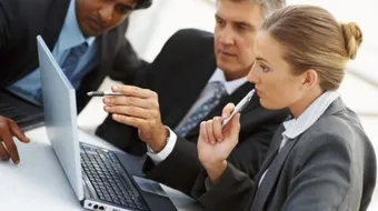 الفرق بين الإدارة العامة وإدارة الأعمال