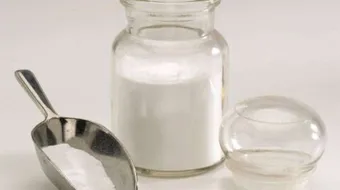 الفرق بين كربونات الصوديوم وبيكربونات الصوديوم